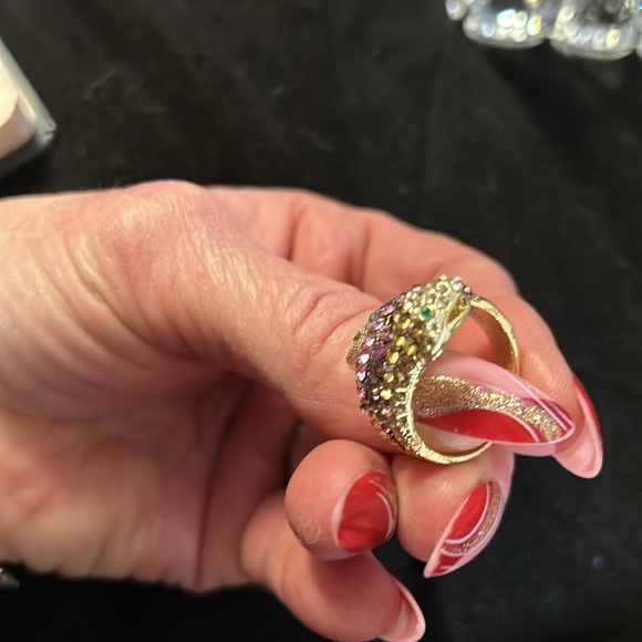 Ring - Picture 2 of 5